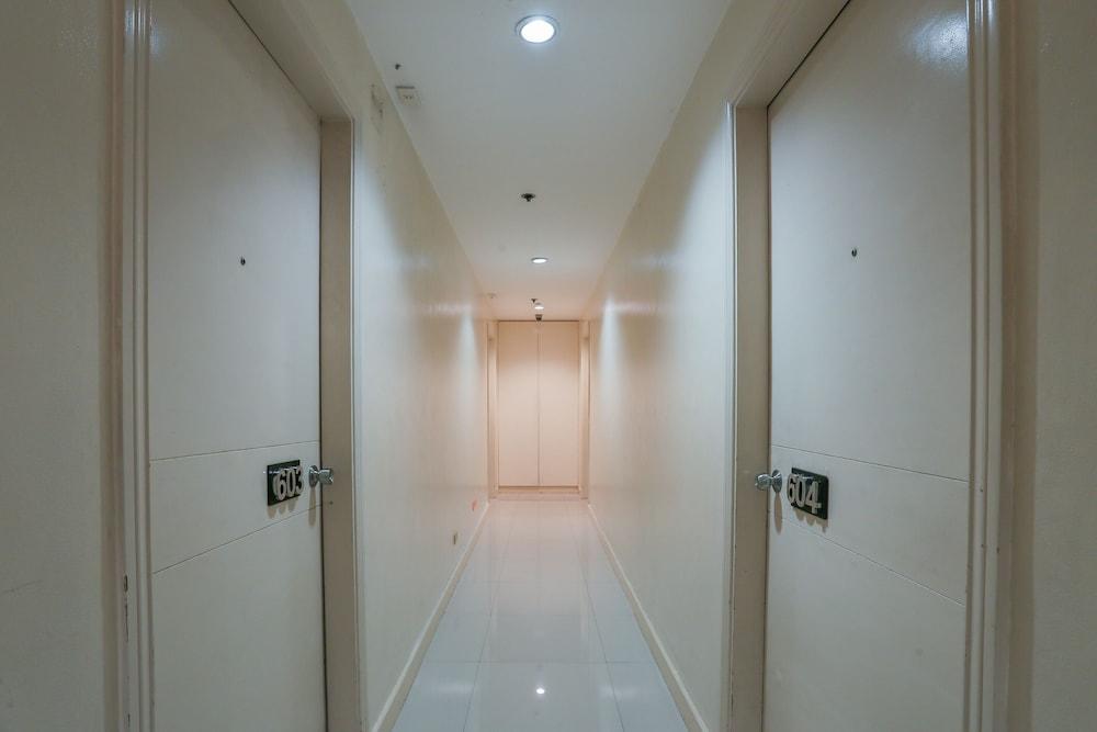 Paragon Tower Hotel Manila Exterior foto